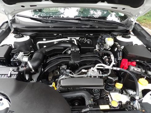Used 2025 Subaru Outback Limited AWD/4WD image 30