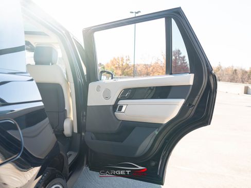 Used 2020 Land Rover Range Rover Long Wheelbase HSE image 43