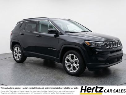 Used 2025 Jeep Compass Latitude