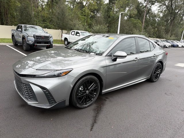 Used 2026 Toyota Camry SE w/ Convenience Package FWD image 5