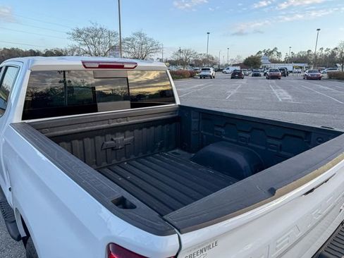 Used 2025 Chevrolet Silverado 1500 RST image 7