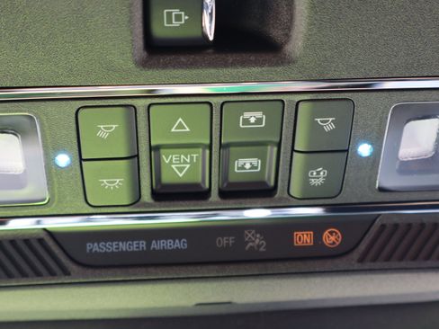 New 2025 Ford F350 Lariat w/ Lariat Ultimate Package image 25