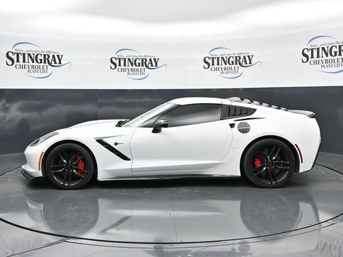Used 2019 Chevrolet Corvette Stingray Coupe w/ Carbon Flash Badge Package RWD image 4