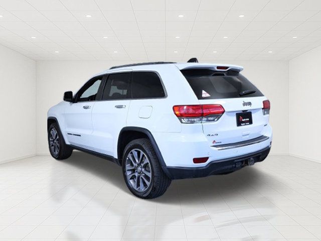 Used 2018 Jeep Grand Cherokee Limited w/ Luxury Group II AWD/4WD image 4