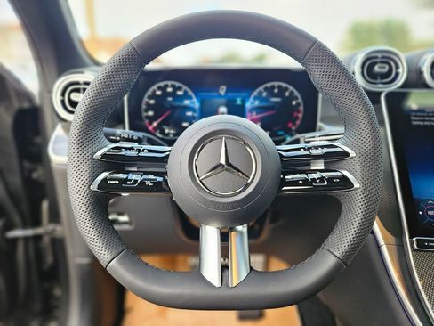 New 2026 Mercedes-Benz GLC 300 4MATIC image 24