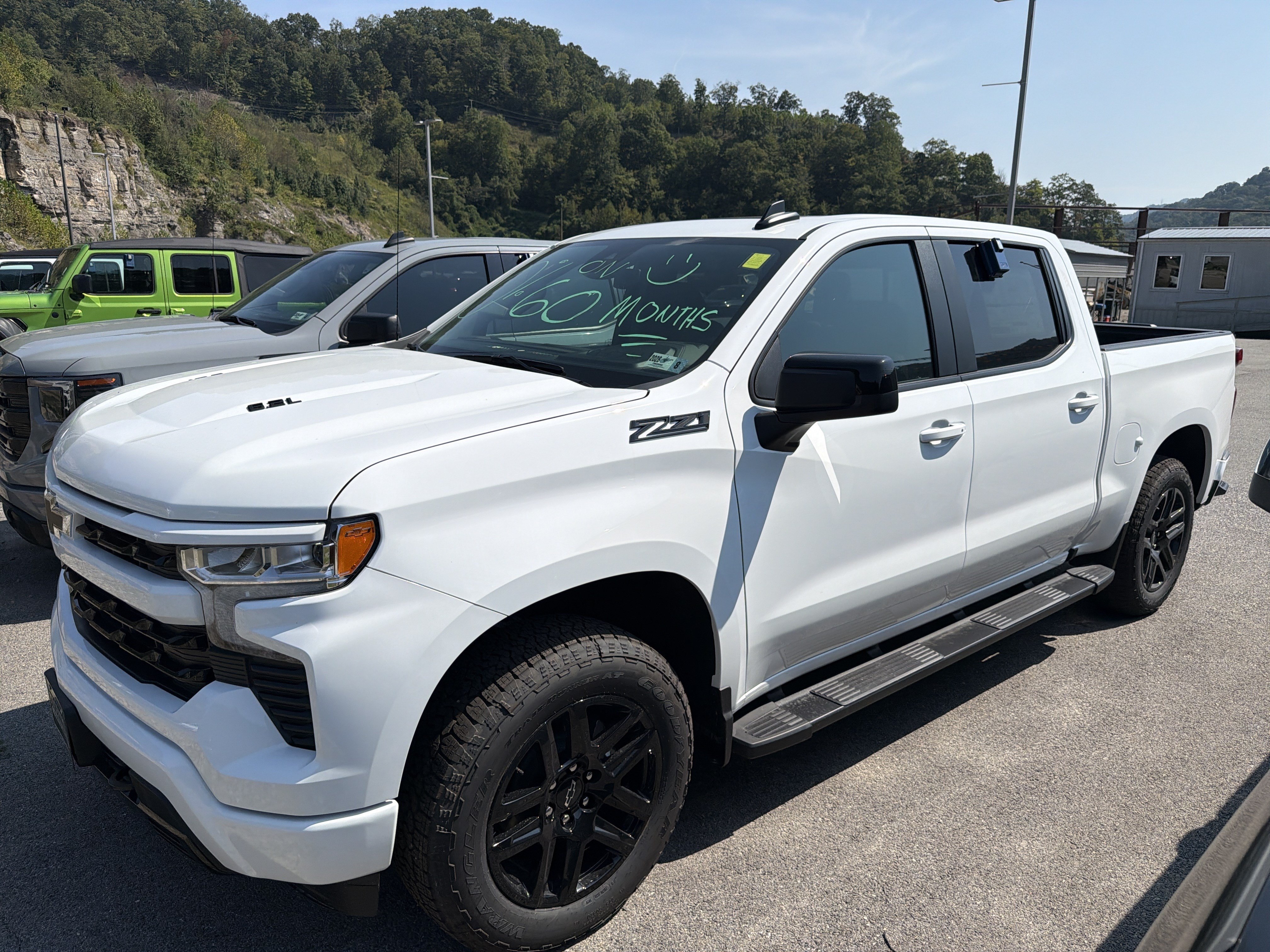 New 2026 Chevrolet Silverado 1500 RST w/ Z71 Off-Road Package AWD/4WD image 5