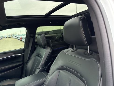 Used 2024 Jeep Grand Cherokee L Overland w/ Rear Seat Video Group I image 21