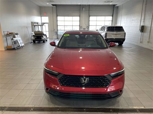 Used 2023 Honda Accord EX image 7