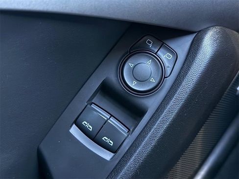 Used 2021 Chevrolet Camaro LT w/ RS Package image 19