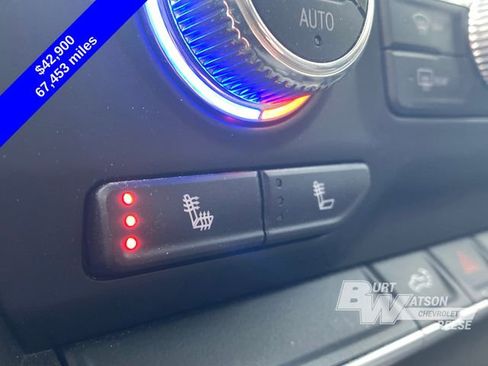 Used 2022 GMC Sierra 2500 SLE w/ SLE Value Package; image 22