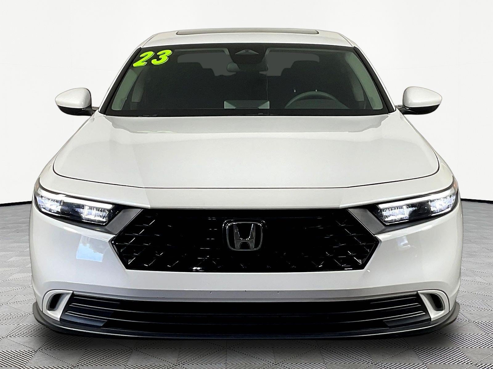 Used 2023 Honda Accord EX image 2