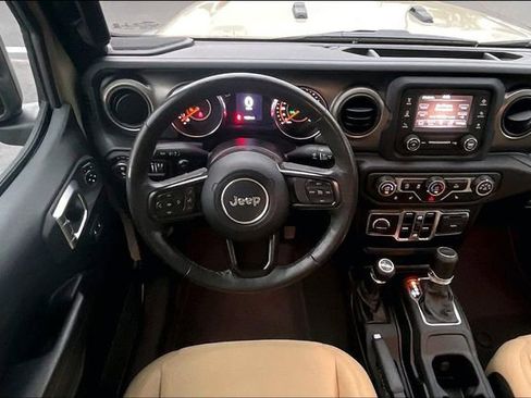 Used 2020 Jeep Gladiator Sport w/ Quick Order Package 24S AWD/4WD image 5