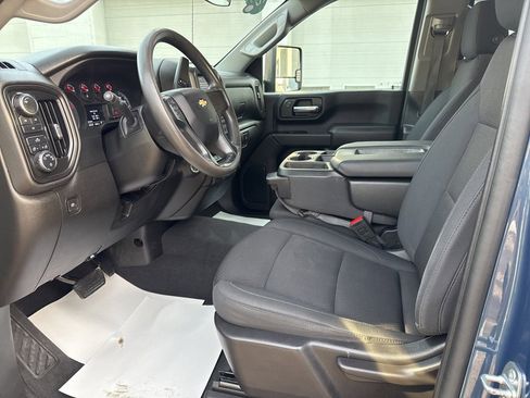 Certified 2024 Chevrolet Silverado 2500 Custom image 16