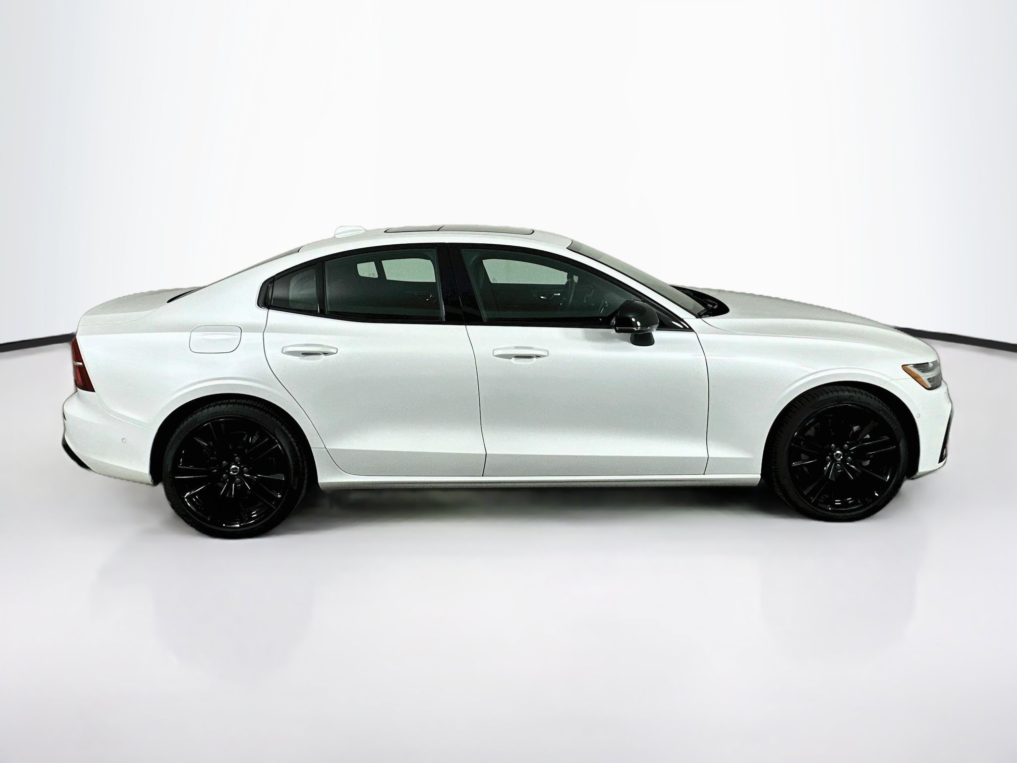 Used 2023 Volvo S60 B5 Plus w/ Climate Package AWD/4WD image 10