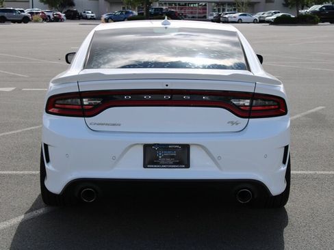 Used 2022 Dodge Charger R/T RWD image 12