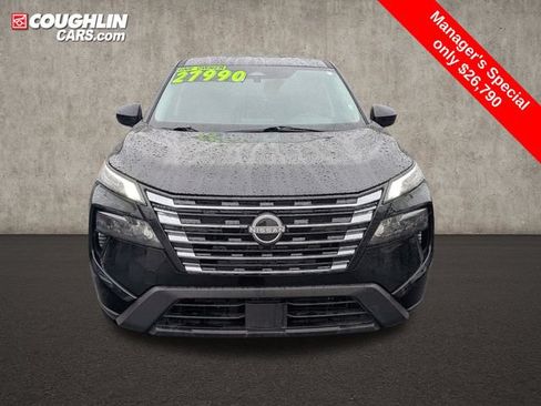 Certified 2026 Nissan Rogue SV AWD/4WD image 2