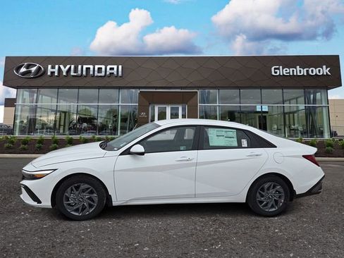 New 2025 Hyundai Elantra Hybrid FWD image 1