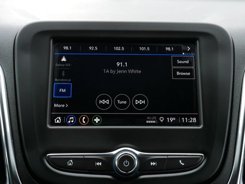 Used 2024 Chevrolet Equinox LT w/ LPO, Floor Liner Package image 22