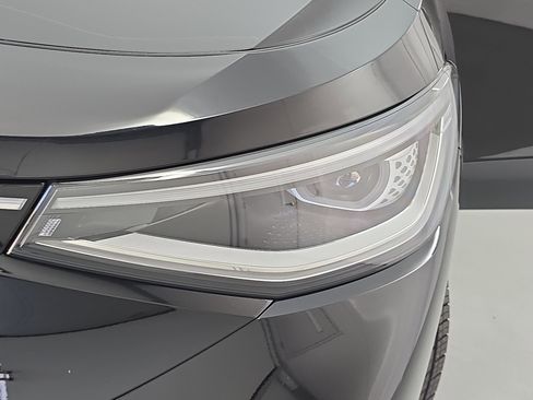 New 2025 Volkswagen ID.4 Pro S Plus image 32