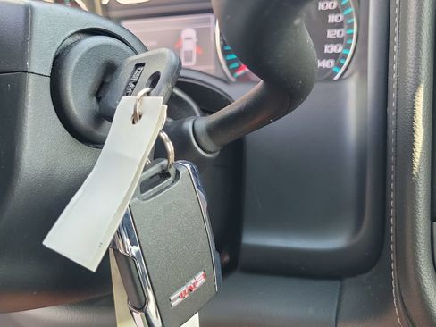 Used 2018 GMC Sierra 1500 SLT AWD/4WD image 28