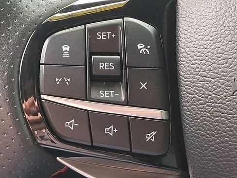 Used 2025 Ford Explorer ST-Line AWD/4WD image 21