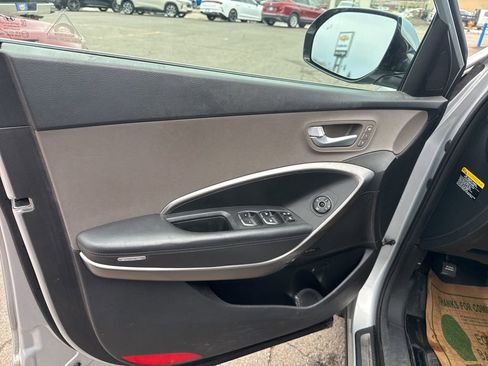 Used 2015 Hyundai Santa Fe Limited w/ Option Group 04 image 16