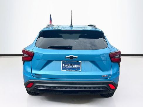 Used 2025 Chevrolet Trax RS w/ Driver Confidence Package FWD image 7