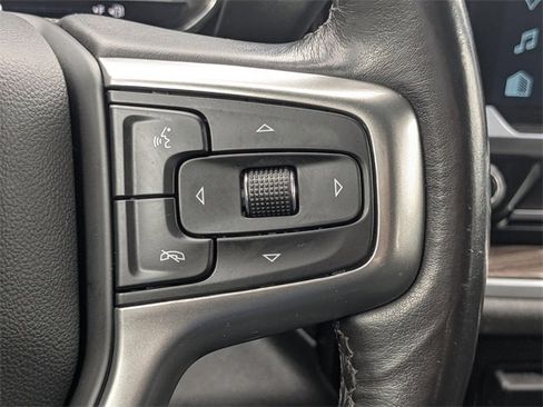 Used 2022 Chevrolet Silverado 1500 LT w/ Safety Package image 25