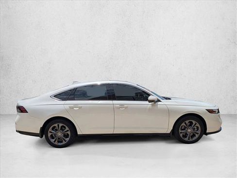 Used 2024 Honda Accord EX-L image 4