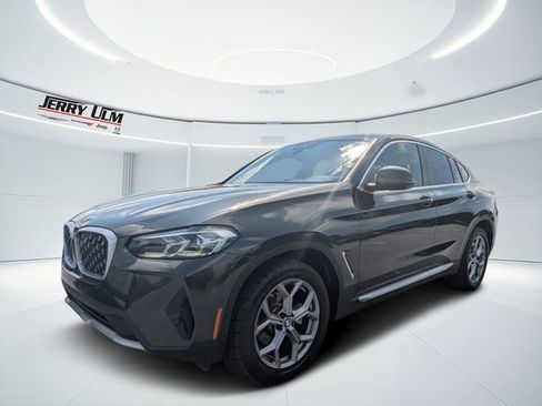 Used 2023 BMW X4 xDrive30i w/ Parking Assistance Package AWD/4WD image 7
