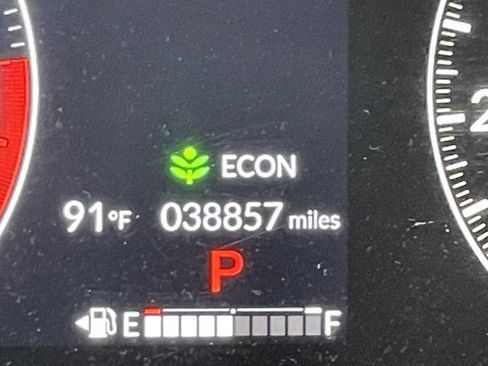 Certified 2024 Honda CR-V EX image 8