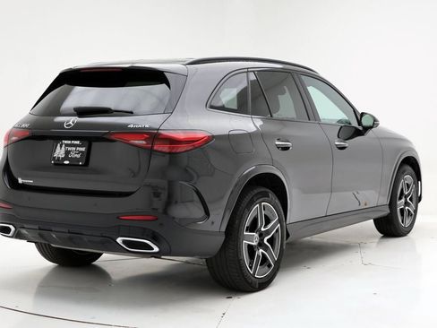 Used 2024 Mercedes-Benz GLC 300 4MATIC image 8