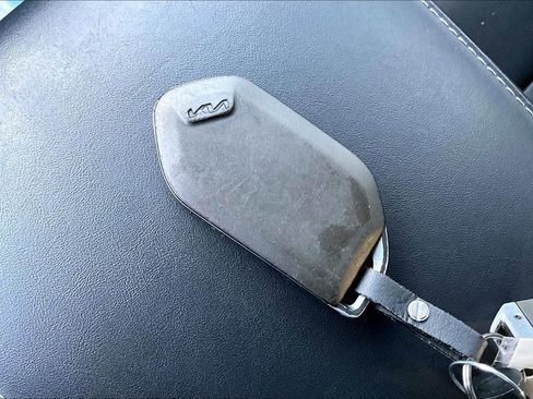 Used 2023 Kia Telluride SX image 13