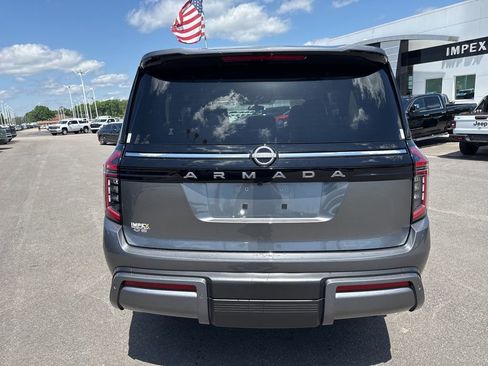 Used 2025 Nissan Armada SV AWD/4WD image 4