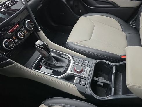 Used 2022 Subaru Forester Limited w/ Popular Package #2 image 25