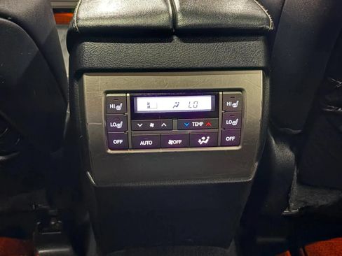 Used 2018 Lexus GX 460 Premium w/ Premium Package AWD/4WD image 29