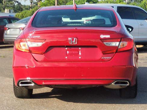 Used 2019 Honda Accord Sport image 14