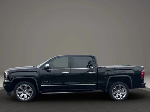 Used 2017 GMC Sierra 1500 Denali w/ Denali Ultimate Package AWD/4WD image 6