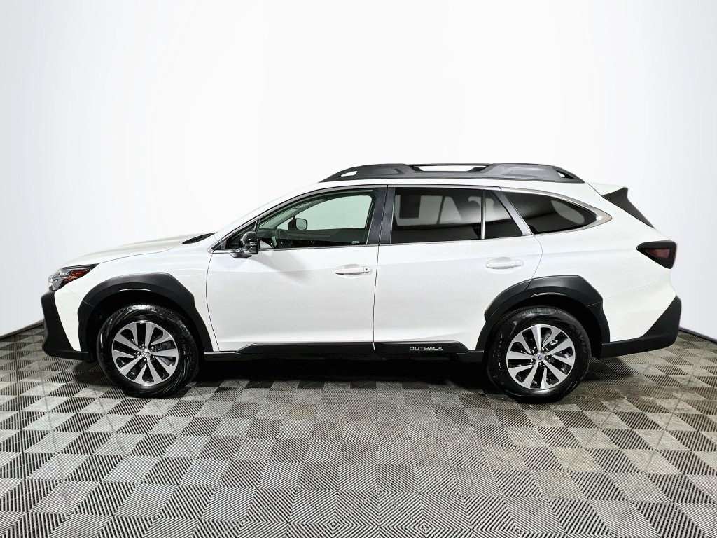 Certified 2025 Subaru Outback Premium w/ Popular Package #1A AWD/4WD image 4