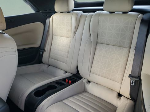 Used 2019 Buick Cascada Premium image 6