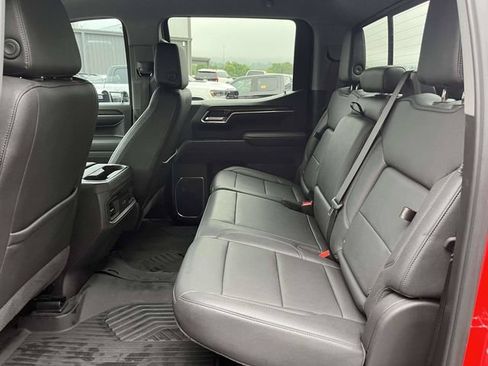Used 2024 Chevrolet Silverado 1500 LT Trail Boss w/ Convenience Package II AWD/4WD image 13