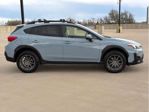Used 2023 Subaru Crosstrek 2.5i Limited AWD/4WD image 9