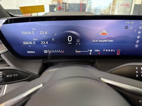 Certified 2025 Buick Enclave Preferred FWD image 15
