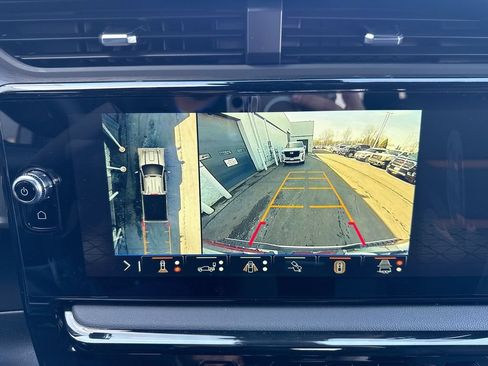 New 2026 GMC Sierra 2500 AT4 w/ AT4 Premium Plus Package AWD/4WD image 15