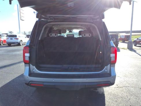 Used 2022 Ford Expedition XLT image 6