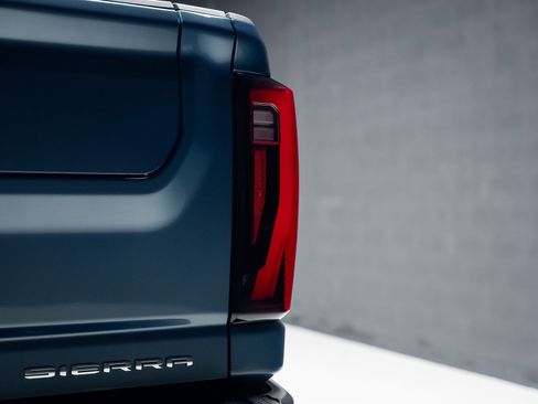 Used 2024 GMC Sierra 2500 Denali Ultimate w/ LPO, GMC Protection Package image 30