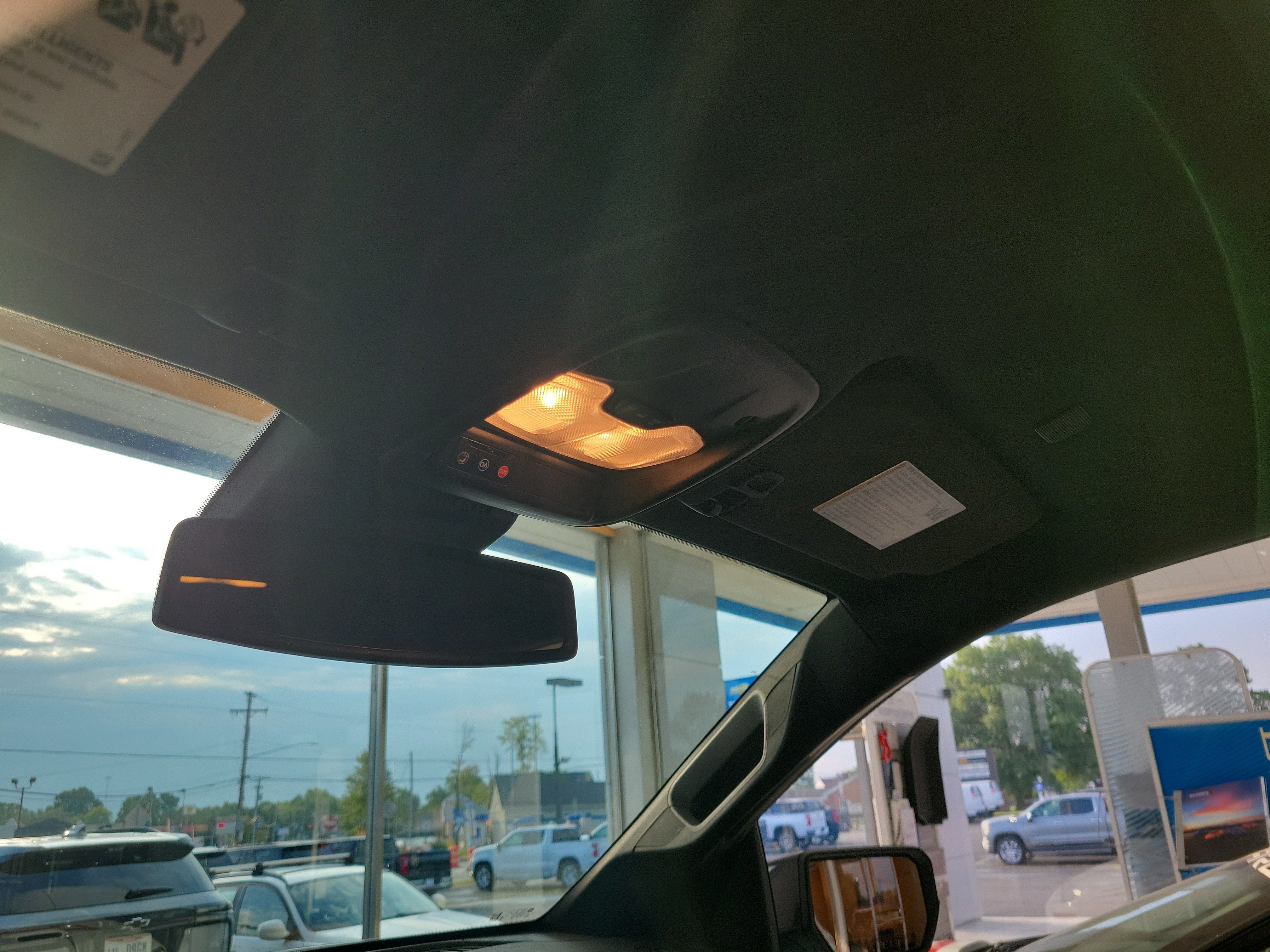 Used 2026 Chevrolet Colorado LT RWD image 29
