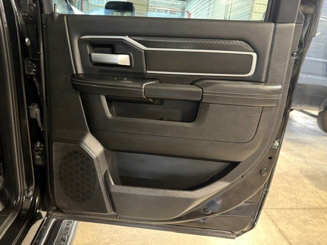 Certified 2025 RAM 2500 Big Horn AWD/4WD image 14