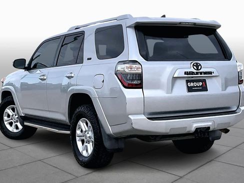 Used 2017 Toyota 4Runner SR5 image 11