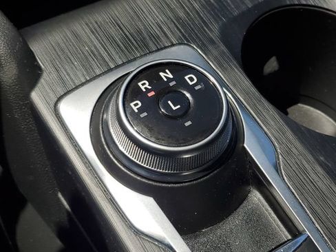 Used 2025 Ford Escape ST-Line FWD image 30